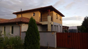 Hotels in Torony